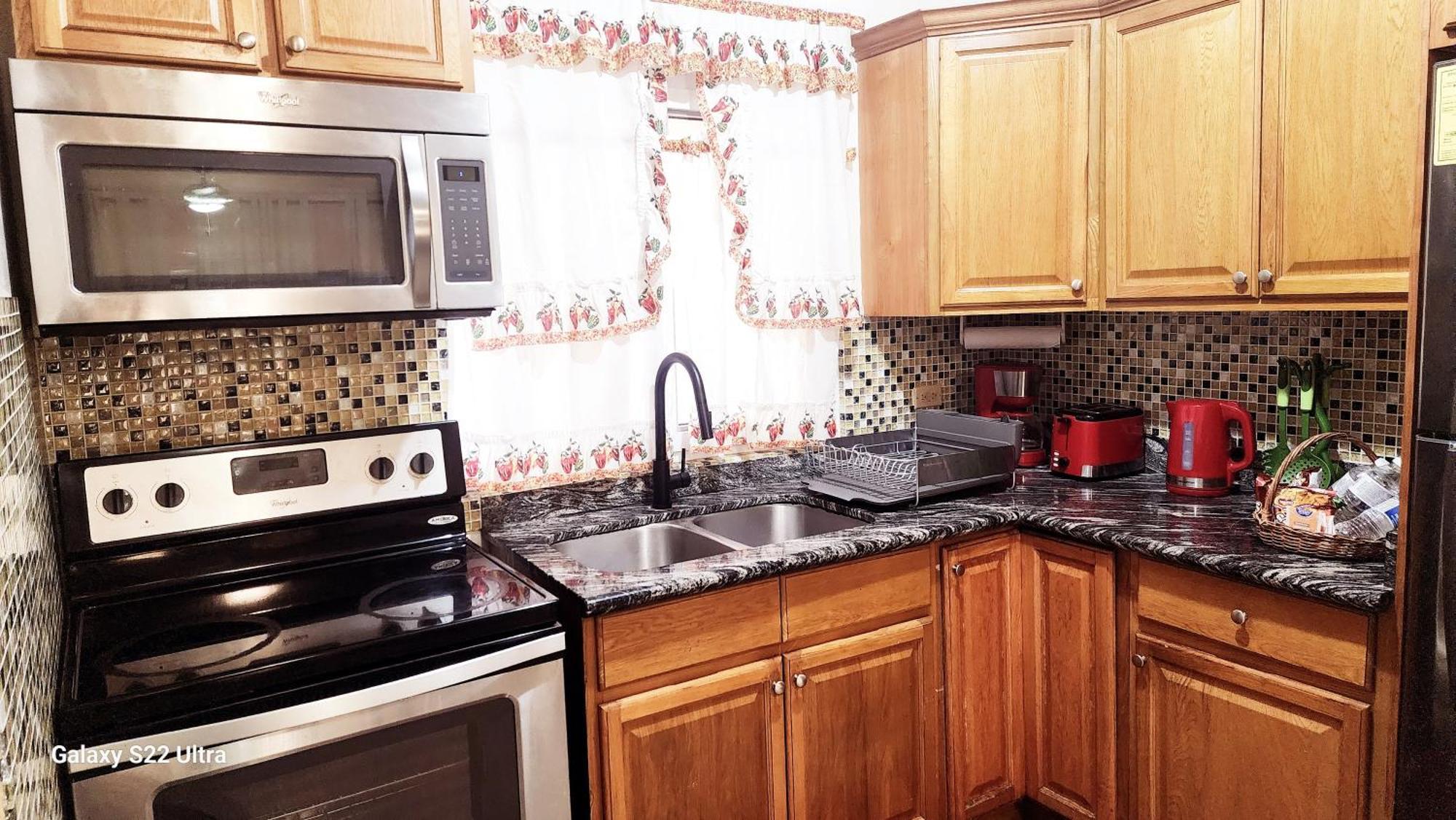 Central Upscale New Kingston Apt With Pool Екстер'єр фото